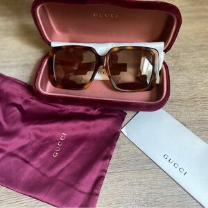 GUCCI sunglasses